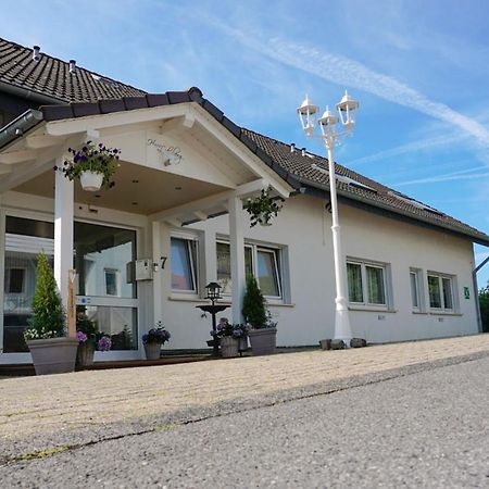 Haus Loehrberg Hotel Hemer Ngoại thất bức ảnh