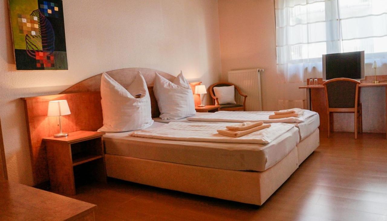 Haus Loehrberg Hotel Hemer Ngoại thất bức ảnh