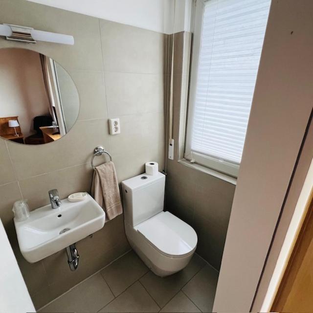Haus Loehrberg Hotel Hemer Ngoại thất bức ảnh